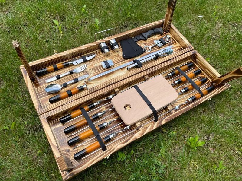 Подарочный набор Кейс-столик Гриль Box 2 M. Шашлычный набор Гриль Box 2 M фото