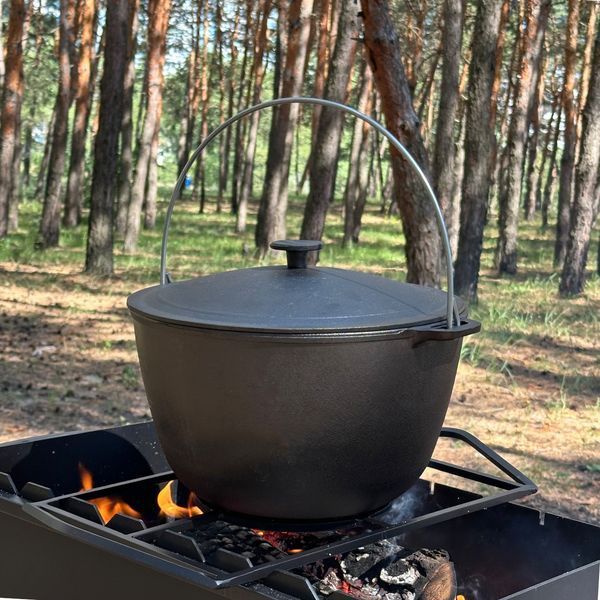 Казан туристичний КТ-10 чавунний з кришкою 10л КТ-10 фото